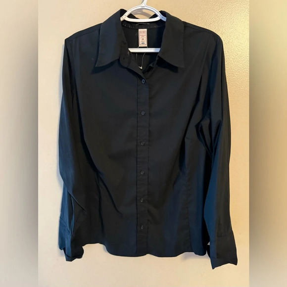 Old Navy Womens Black Button Down 2X Stretch Blouse Office Party Holiday NWOT - Picture 1 of 5